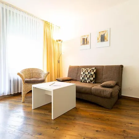 Ferienwohnpark Ein-zimmer-apartment 55 19 * Immenstaad am Bodensee